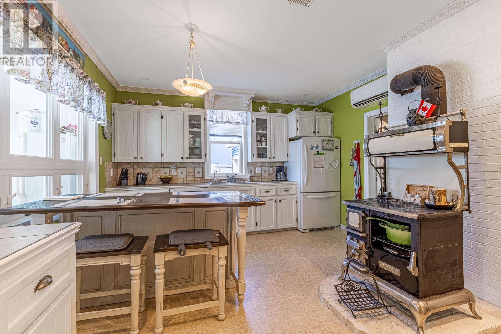 403 Clermont Road, Clermont, Prince Edward Island  C0B 1M0 - Photo 6 - 202620395