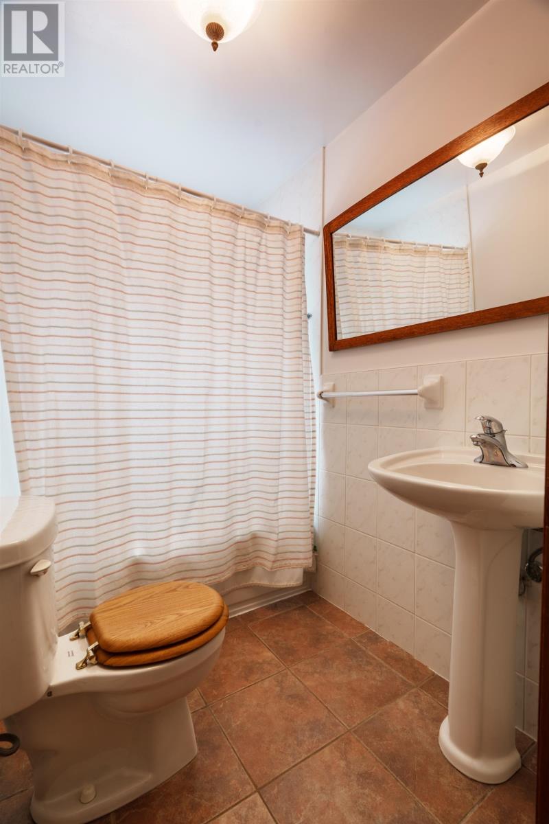 49 Mount Herbert Road, Stratford, Prince Edward Island  C1B 2S3 - Photo 13 - 202620606