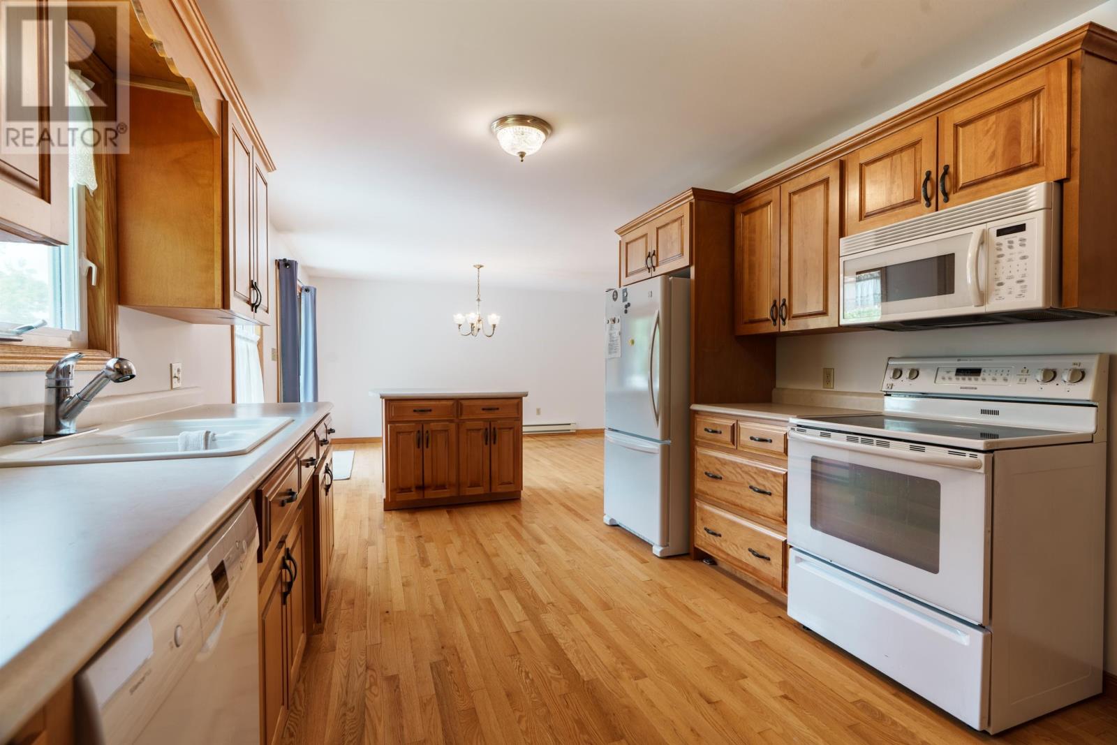 49 Mount Herbert Road, Stratford, Prince Edward Island  C1B 2S3 - Photo 6 - 202620606