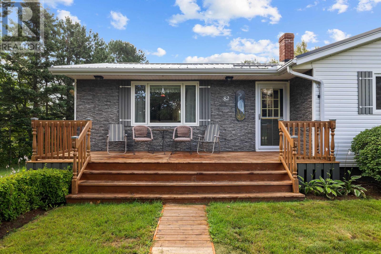 82 Gulfview Crescent, North Rustico, Prince Edward Island  C0A 1X0 - Photo 8 - 202620635