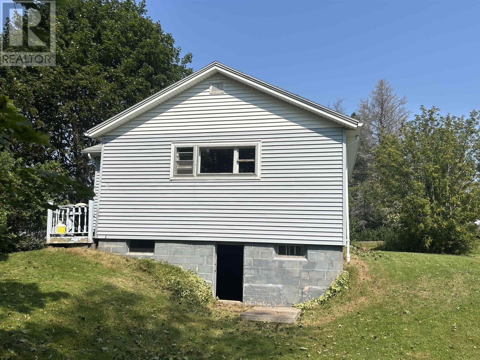 5591 Dundee Road, Kinross, Prince Edward Island  C0A 2E0 - Photo 4 - 202621030