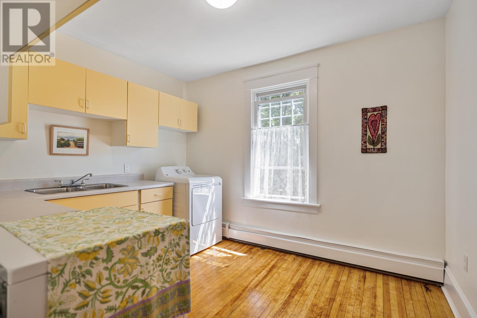 21 Grafton Street, Charlottetown, Prince Edward Island  C1A 1K6 - Photo 31 - 202621324