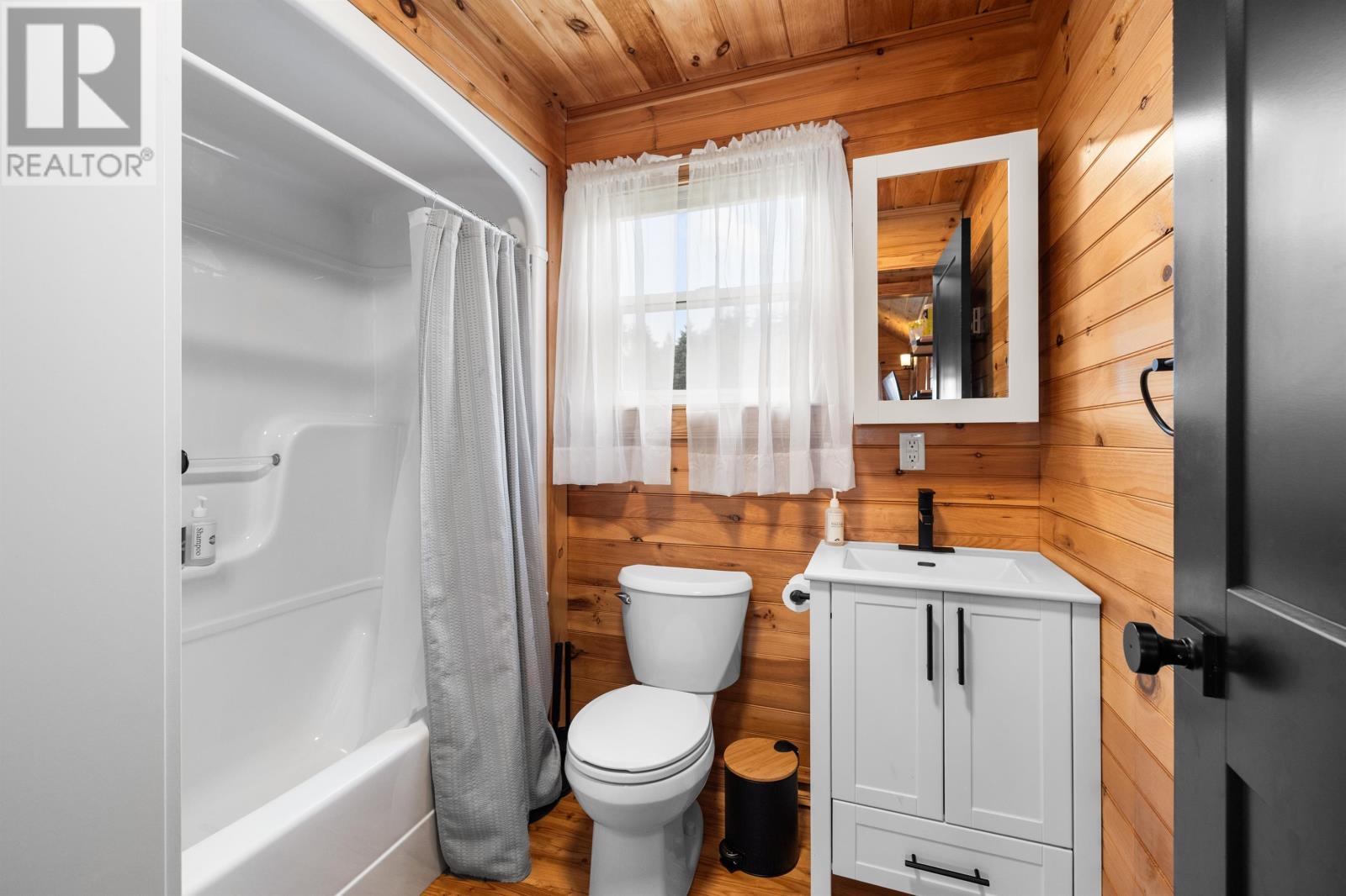 12 King Lane, Souris West, Prince Edward Island  C0A 2B0 - Photo 13 - 202621546