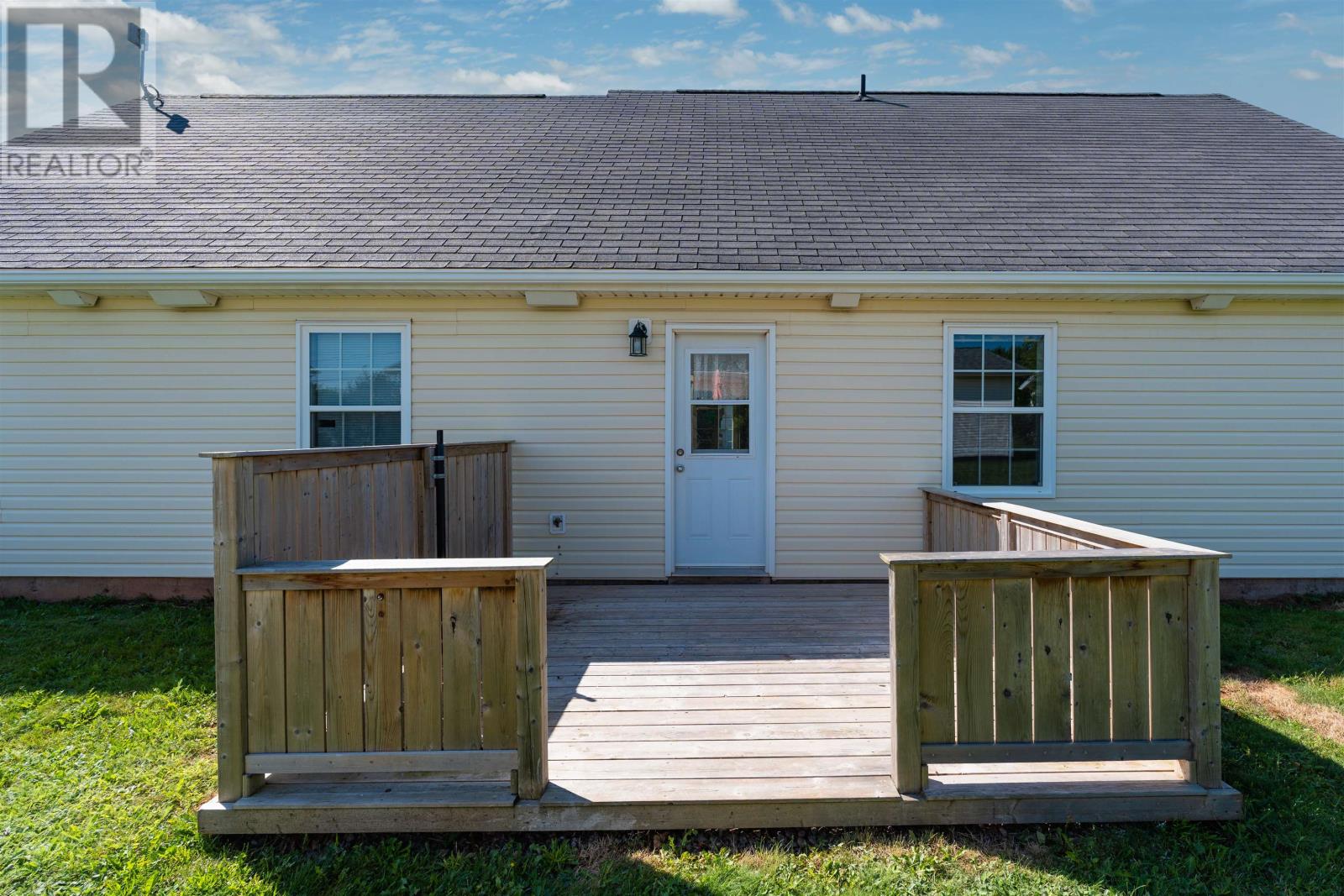 319 Jennifer Street, Summerside, Prince Edward Island  C1N 6L8 - Photo 27 - 202621567