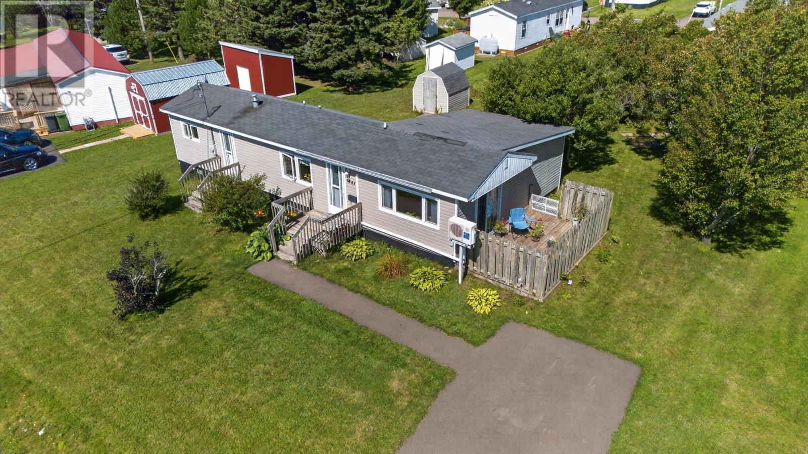 741 Starling Street, Summerside, Prince Edward Island  C1N 5A2 - Photo 3 - 202621967
