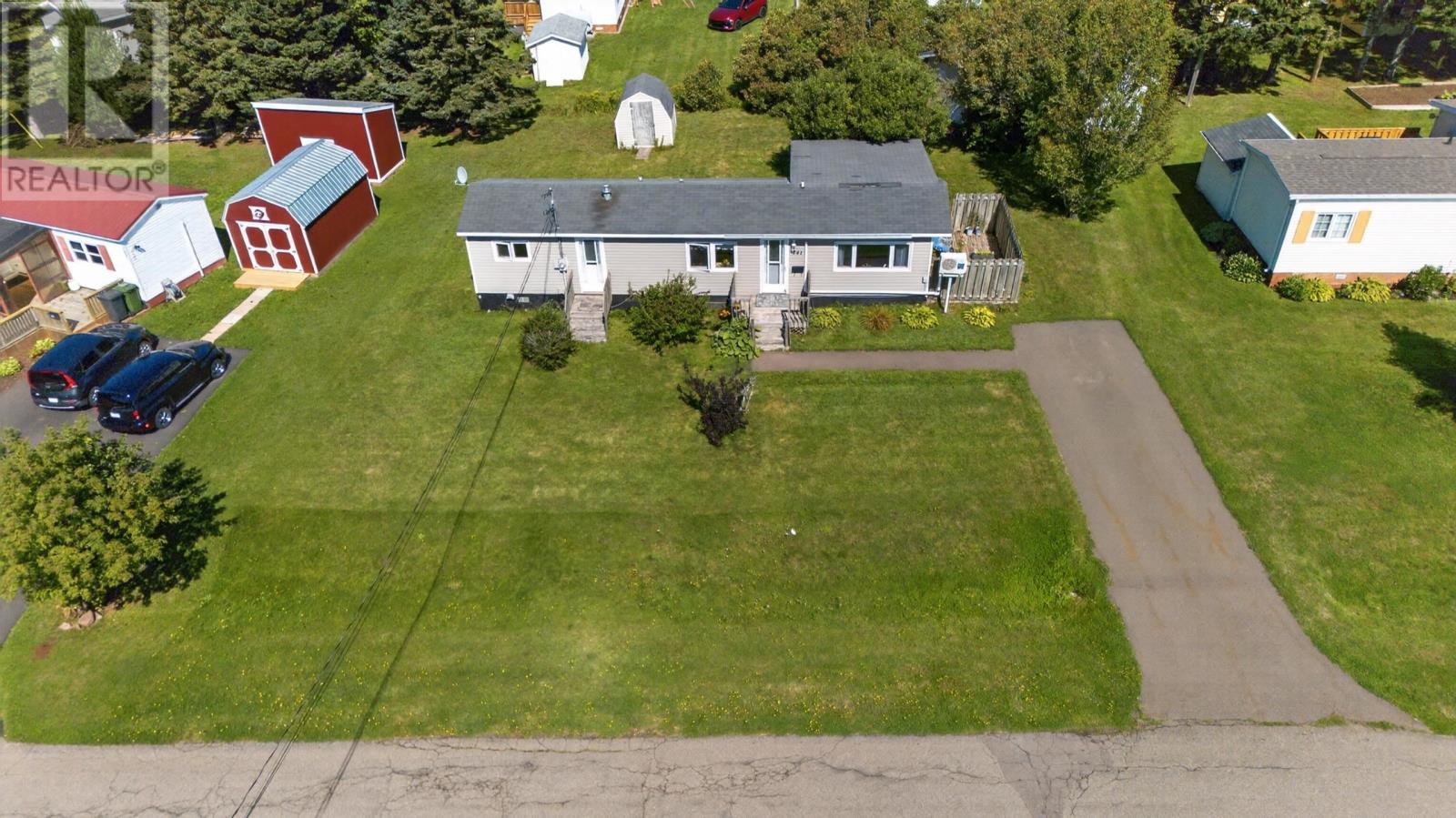 741 Starling Street, Summerside, Prince Edward Island  C1N 5A2 - Photo 4 - 202621967