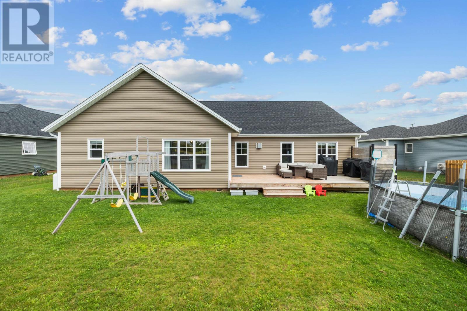 31 Lantern Crescent, Cornwall, Prince Edward Island  C0A 1H8 - Photo 46 - 202622062