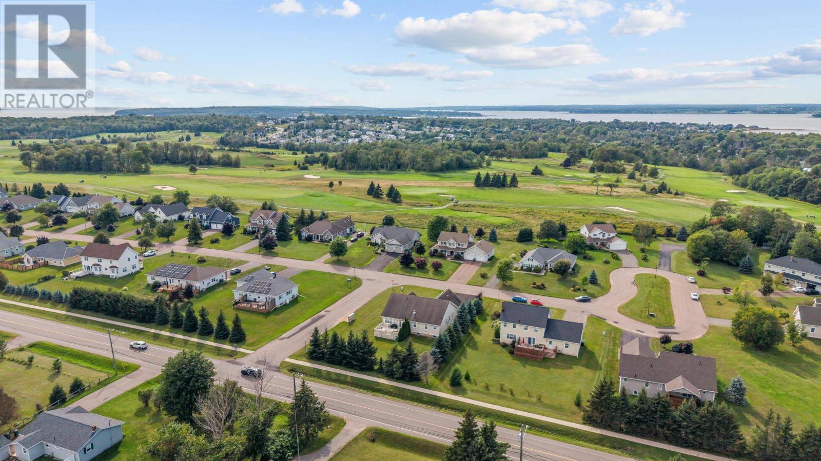 50 Golf View Drive, Stratford, Prince Edward Island  C1B 2V6 - Photo 4 - 202622089
