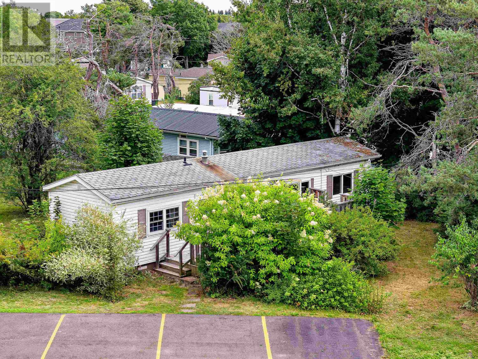 7 Oakwood Crescent, Charlottetown, Prince Edward Island  C1A 6P9 - Photo 19 - 202622129