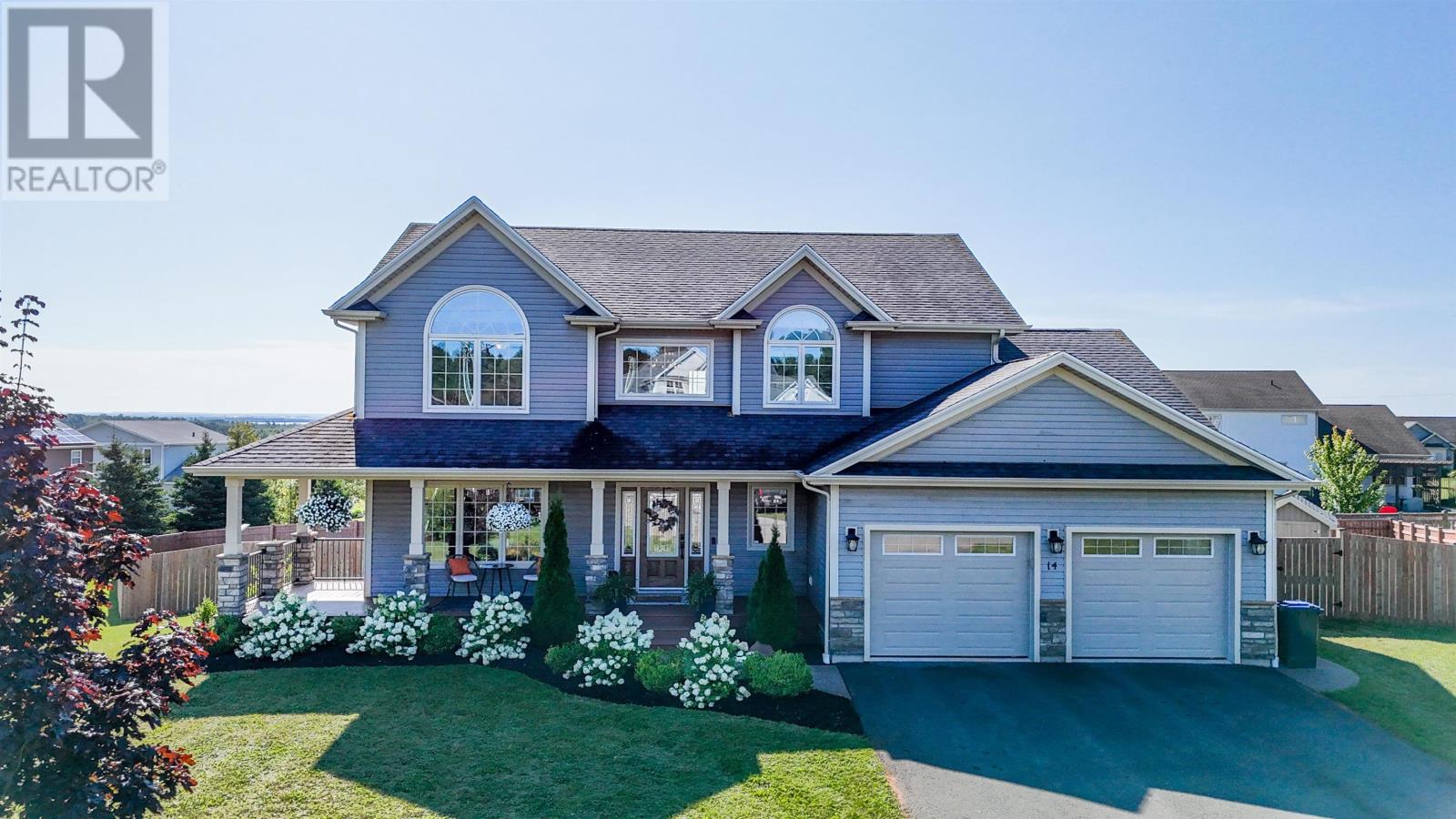 14 Somerset, Stratford, Prince Edward Island  C1B 0J2 - Photo 2 - 202622270