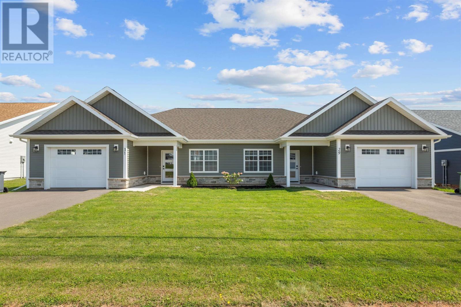 29 Starlite Street, Summerside, Prince Edward Island  C1N 0N7 - Photo 3 - 202622298