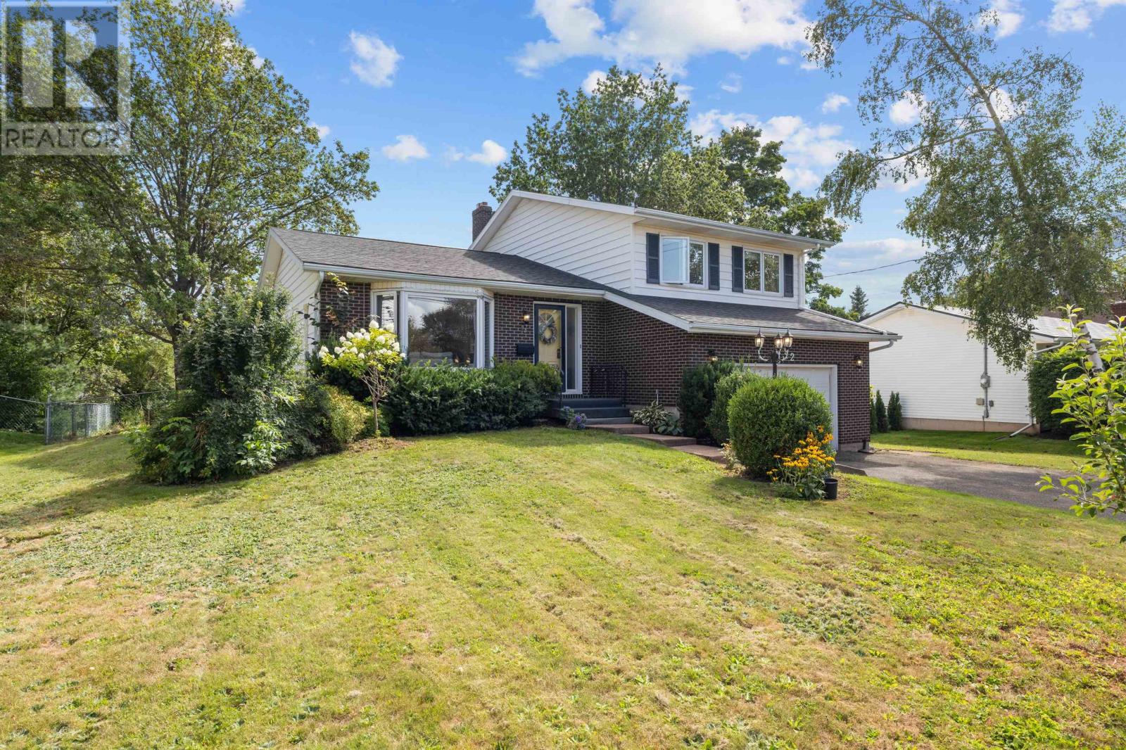 92 Nassau Street, Charlottetown, Prince Edward Island  C1A 7W1 - Photo 2 - 202622743