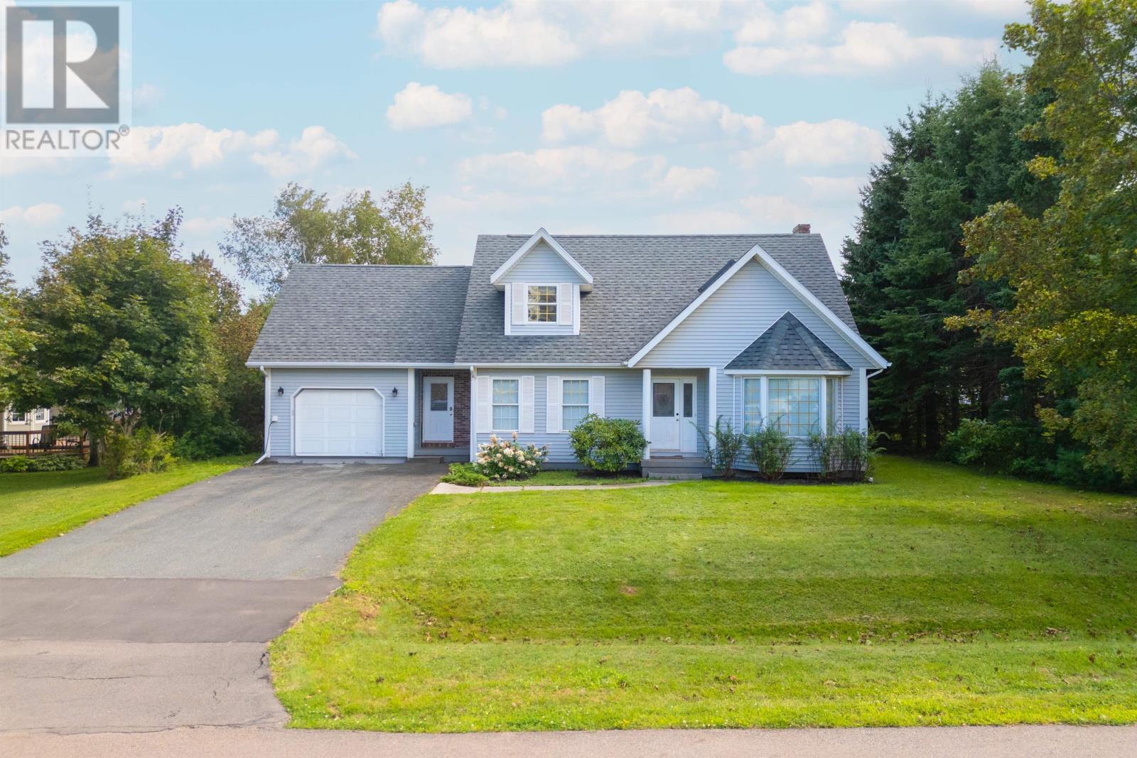 25 England Circle, Charlottetown, Prince Edward Island