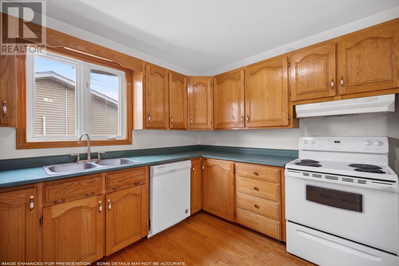 136 Stratford Road, Stratford, Prince Edward Island  C1B 1Y4 - Photo 12 - 202622848