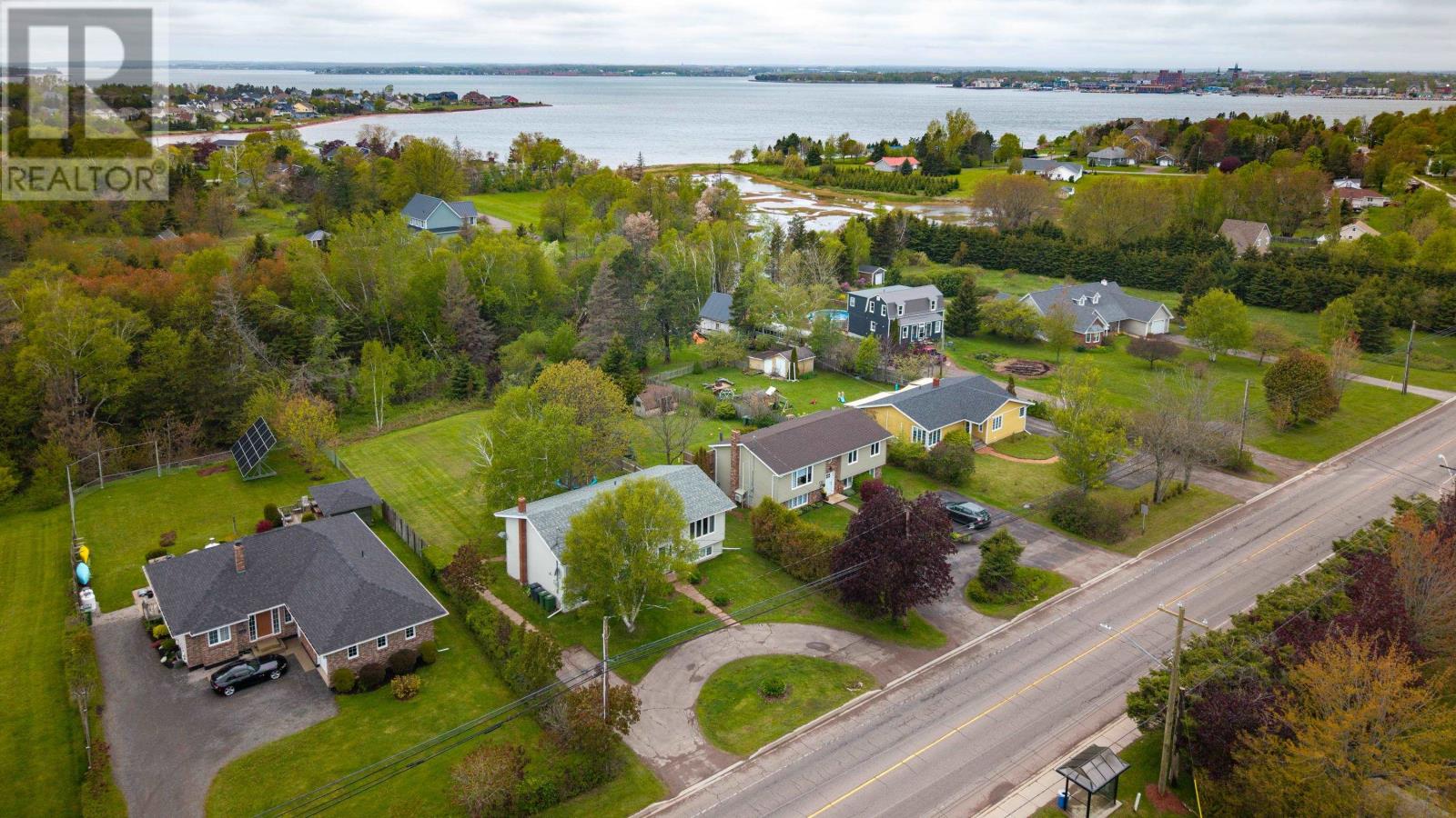 136 Stratford Road, Stratford, Prince Edward Island  C1B 1Y4 - Photo 3 - 202622848
