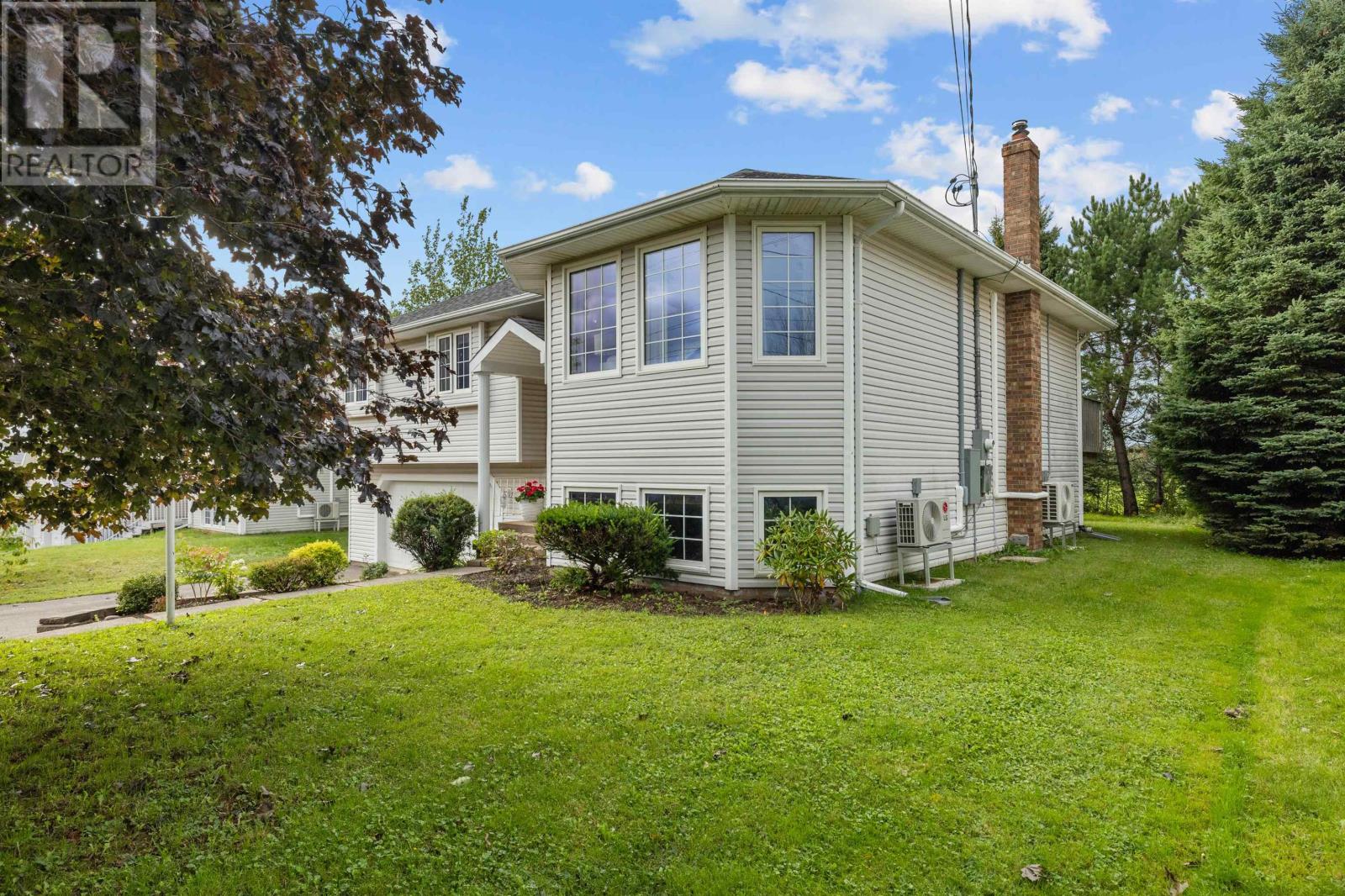 5 Nevin Lane, Cornwall, Prince Edward Island  C0A 1H0 - Photo 2 - 202622856