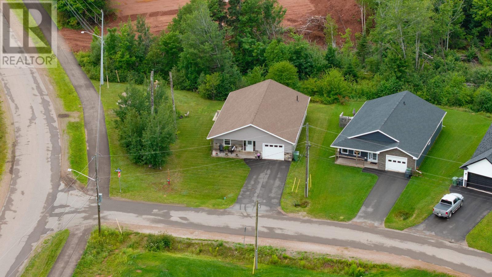 1 Balderston Court, Stratford, Prince Edward Island  C1B 4H1 - Photo 3 - 202622859