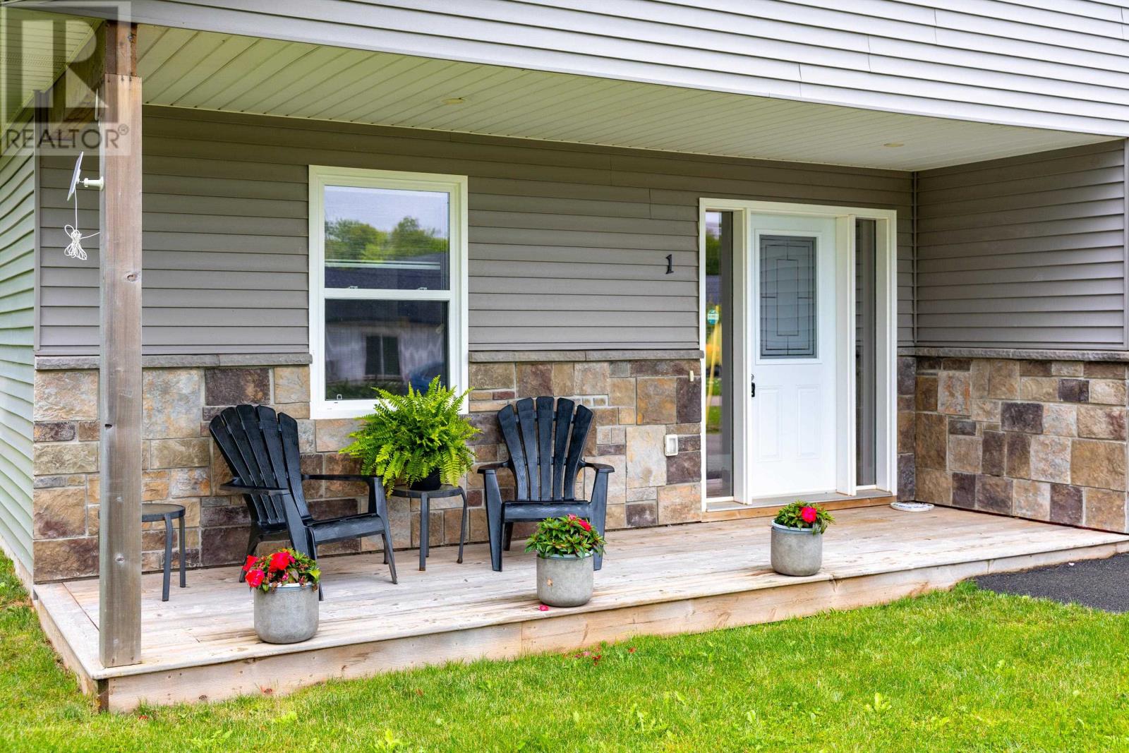 1 Balderston Court, Stratford, Prince Edward Island  C1B 4H1 - Photo 6 - 202622859