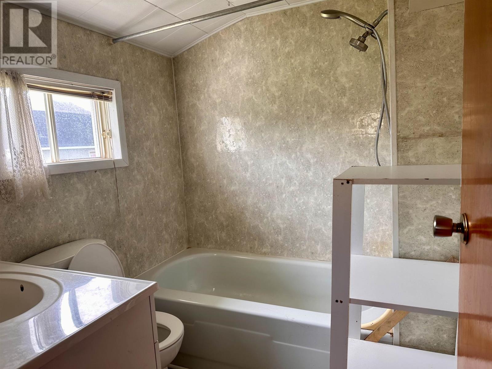 27 Harbour Road, Miminegash, Prince Edward Island  C0B 1S0 - Photo 15 - 202622987