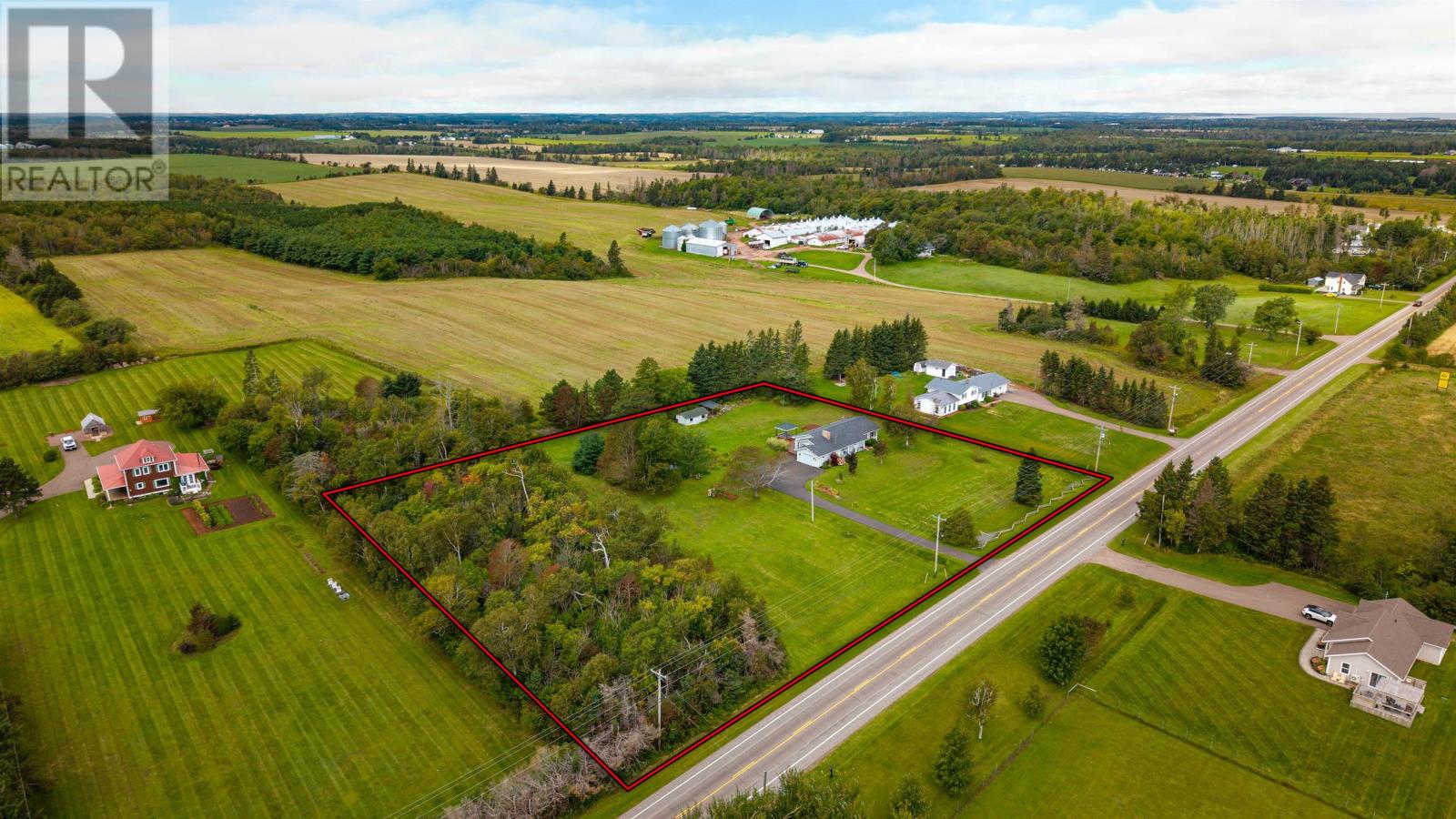 1345 Brackley Point Road, Harrington, Prince Edward Island  C1E 1R1 - Photo 5 - 202623054