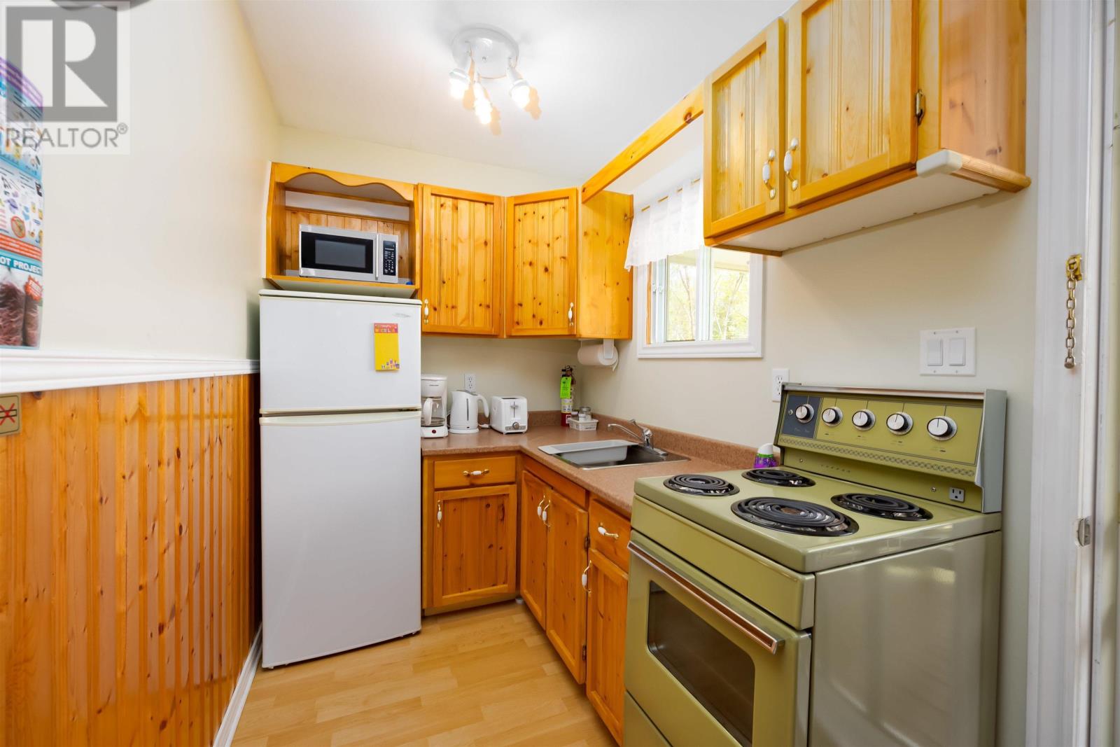 201 Britain Shore Road, Brackley Beach, Prince Edward Island  C1E 2P6 - Photo 16 - 202623178