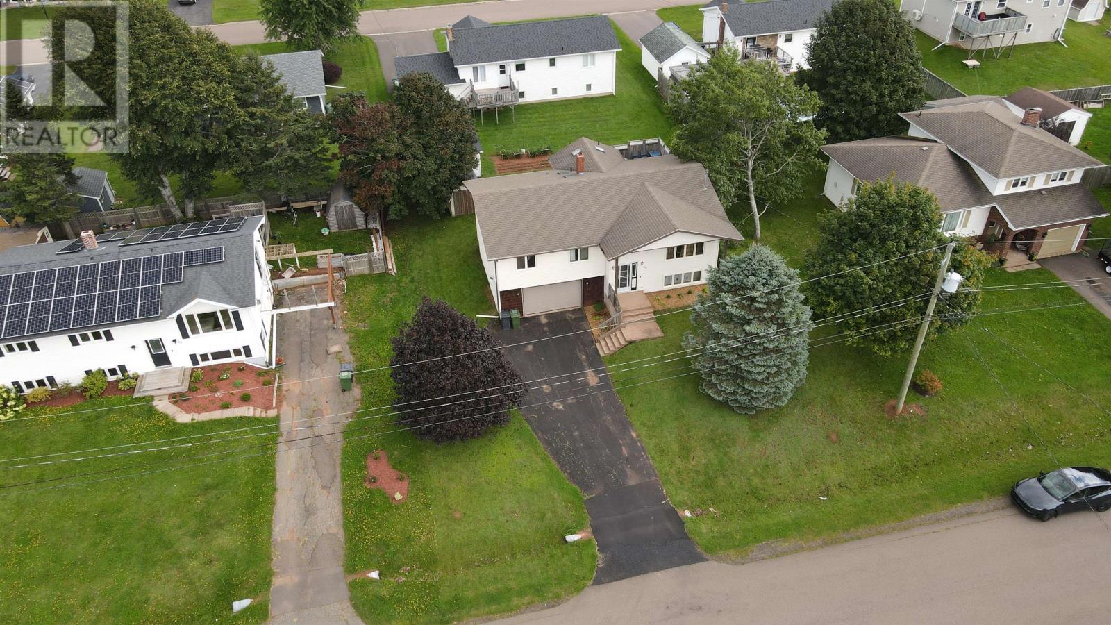 69 Gamble Avenue, Summerside, Prince Edward Island  C1N 5V8 - Photo 2 - 202623233