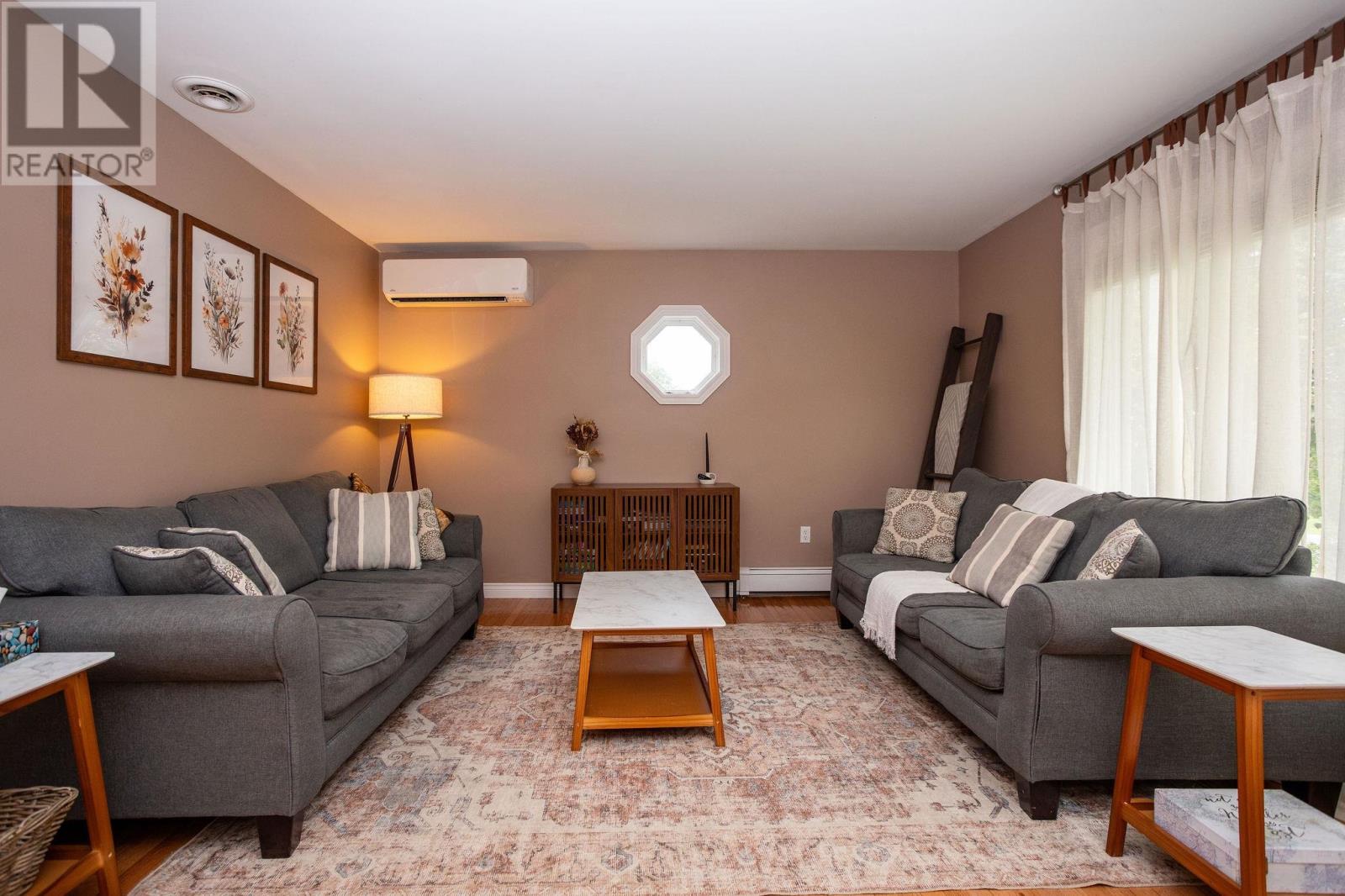 17 Aptos Drive, Stratford, Prince Edward Island  C1B 1W7 - Photo 2 - 202623307