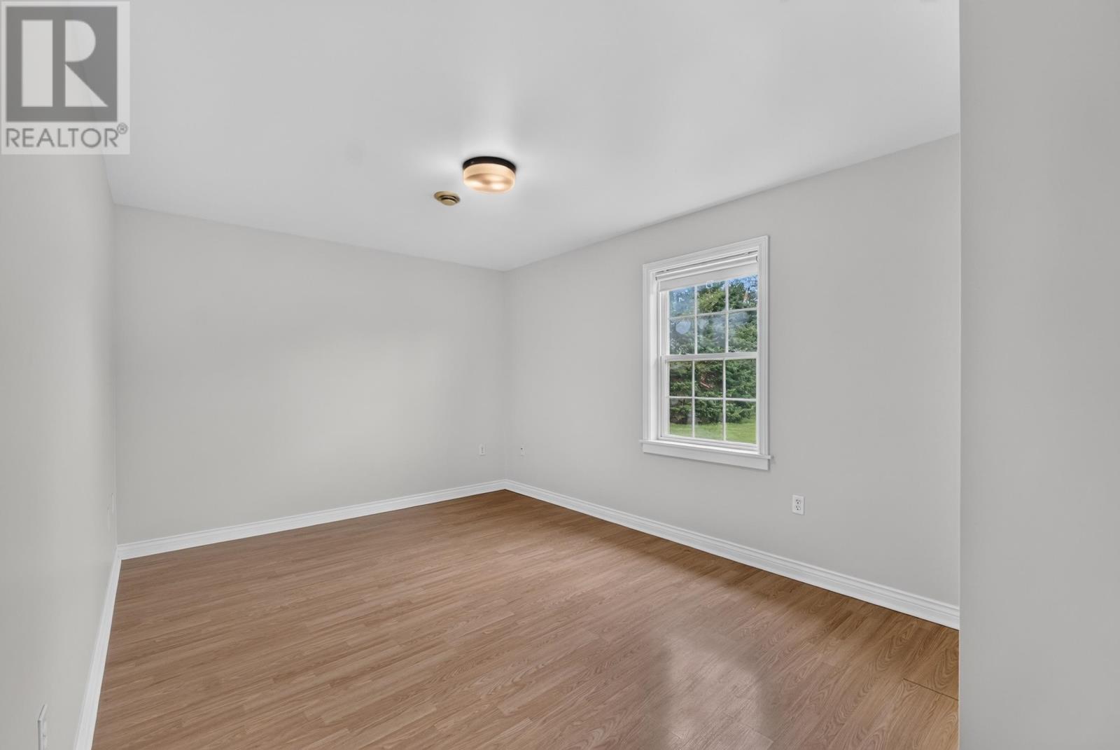 28 Heatherway Drive, Cornwall, Prince Edward Island  C0A 1H0 - Photo 36 - 202623320