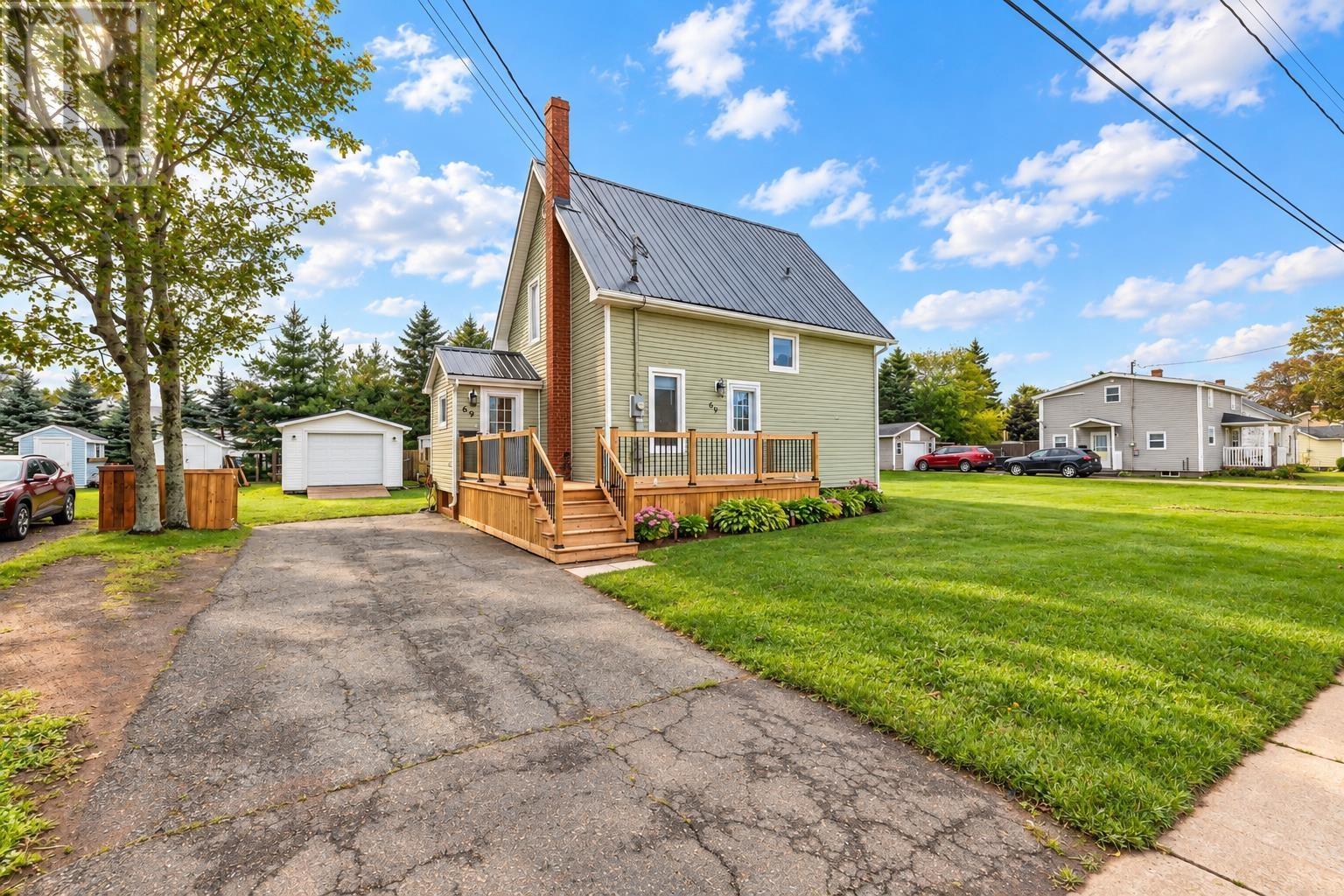 69 Bayview Drive, Summerside, Prince Edward Island