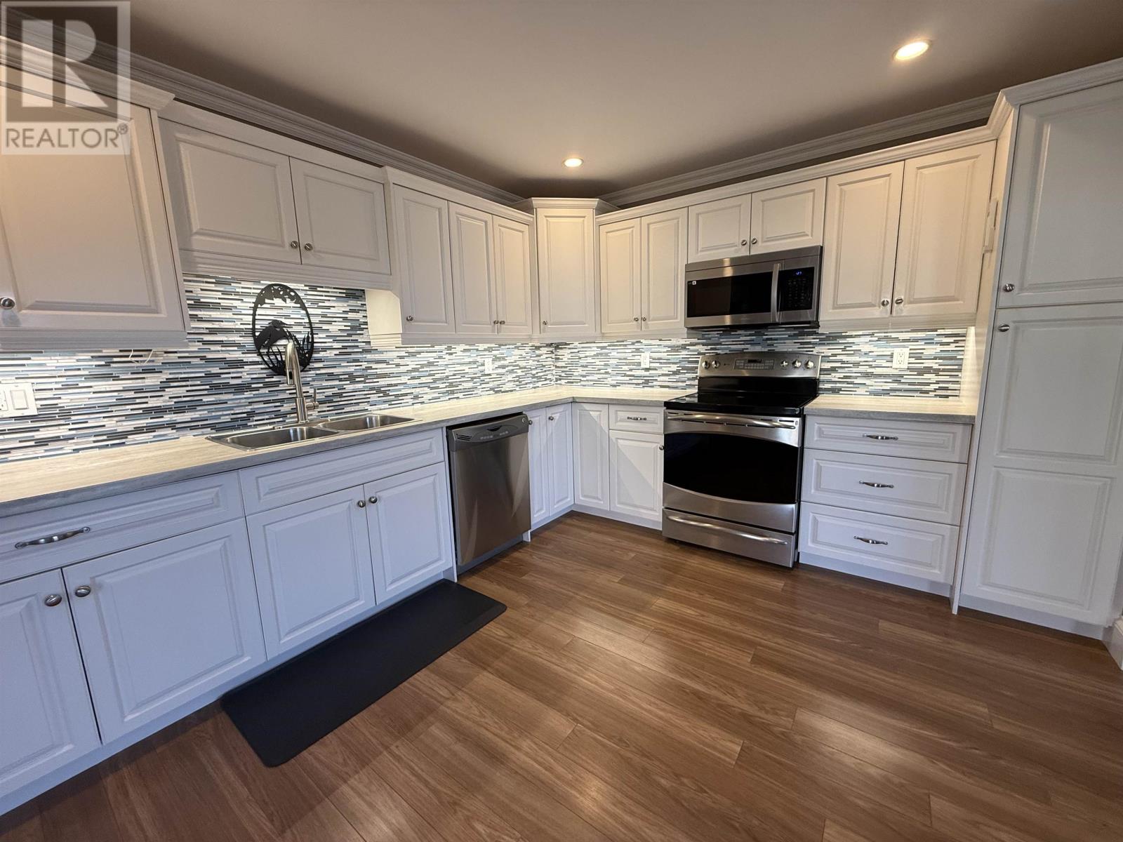 309 Duke Street, Summerside, Prince Edward Island  C1N 3T7 - Photo 7 - 202623372