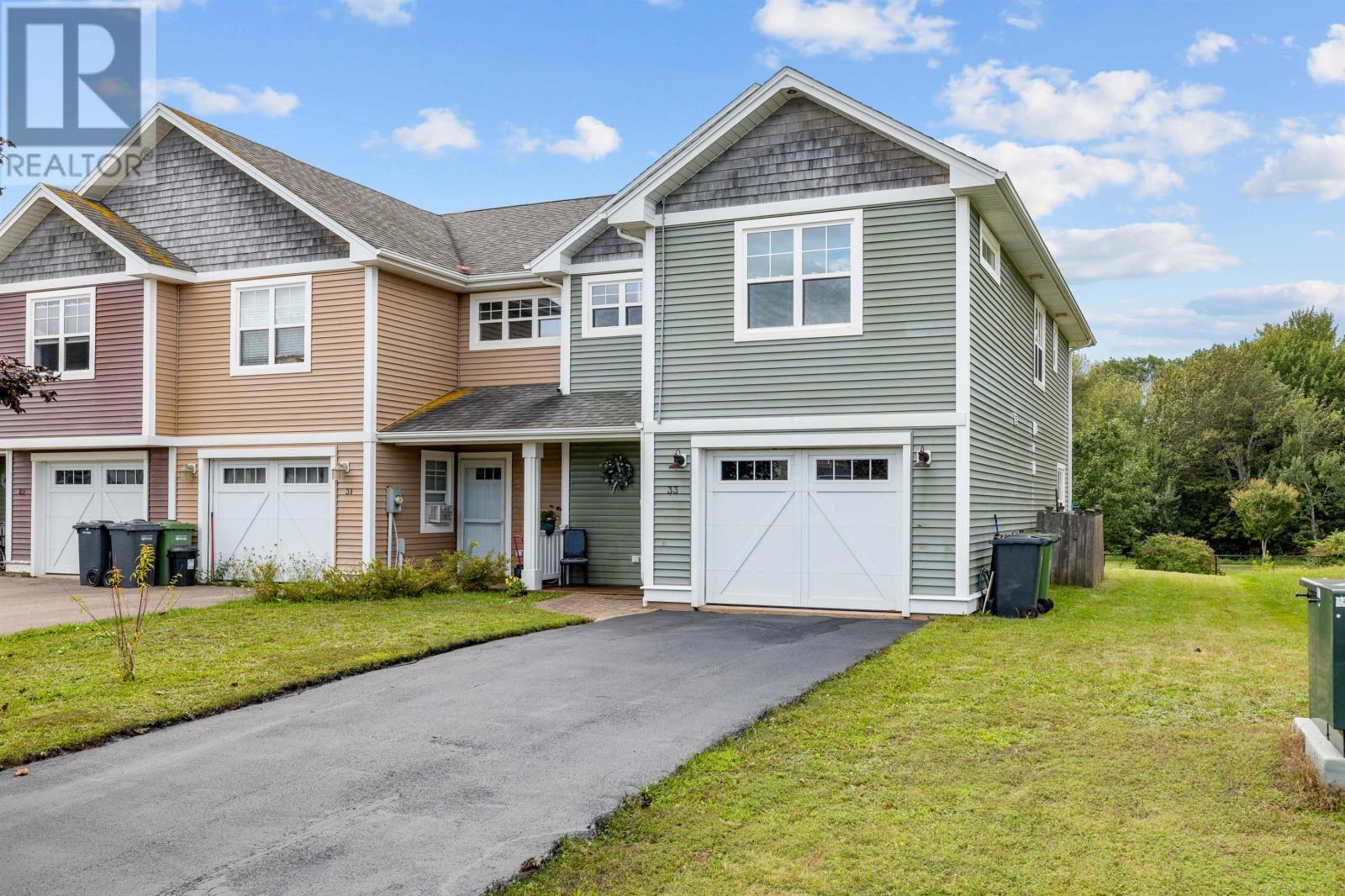 33 WILLIAMS Gate, Stratford, Prince Edward Island