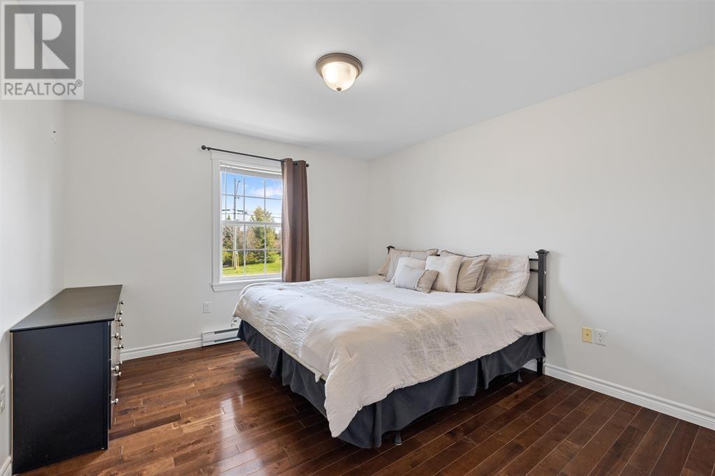 37 Rosebank Road, Stratford, Prince Edward Island  C1B 1E8 - Photo 16 - 202623524