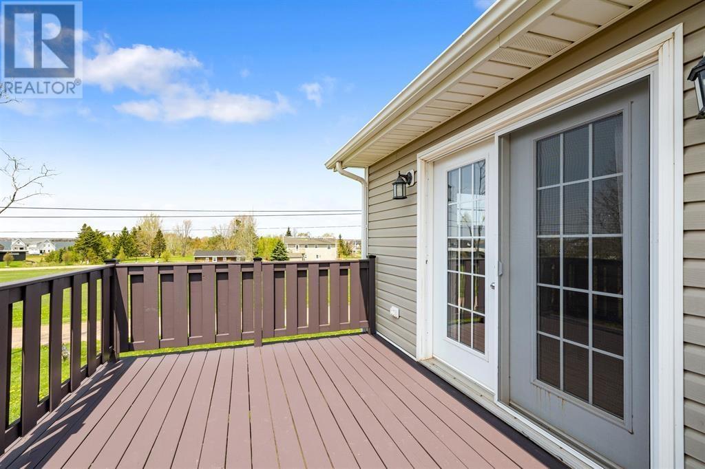 37 Rosebank Road, Stratford, Prince Edward Island  C1B 1E8 - Photo 30 - 202623524