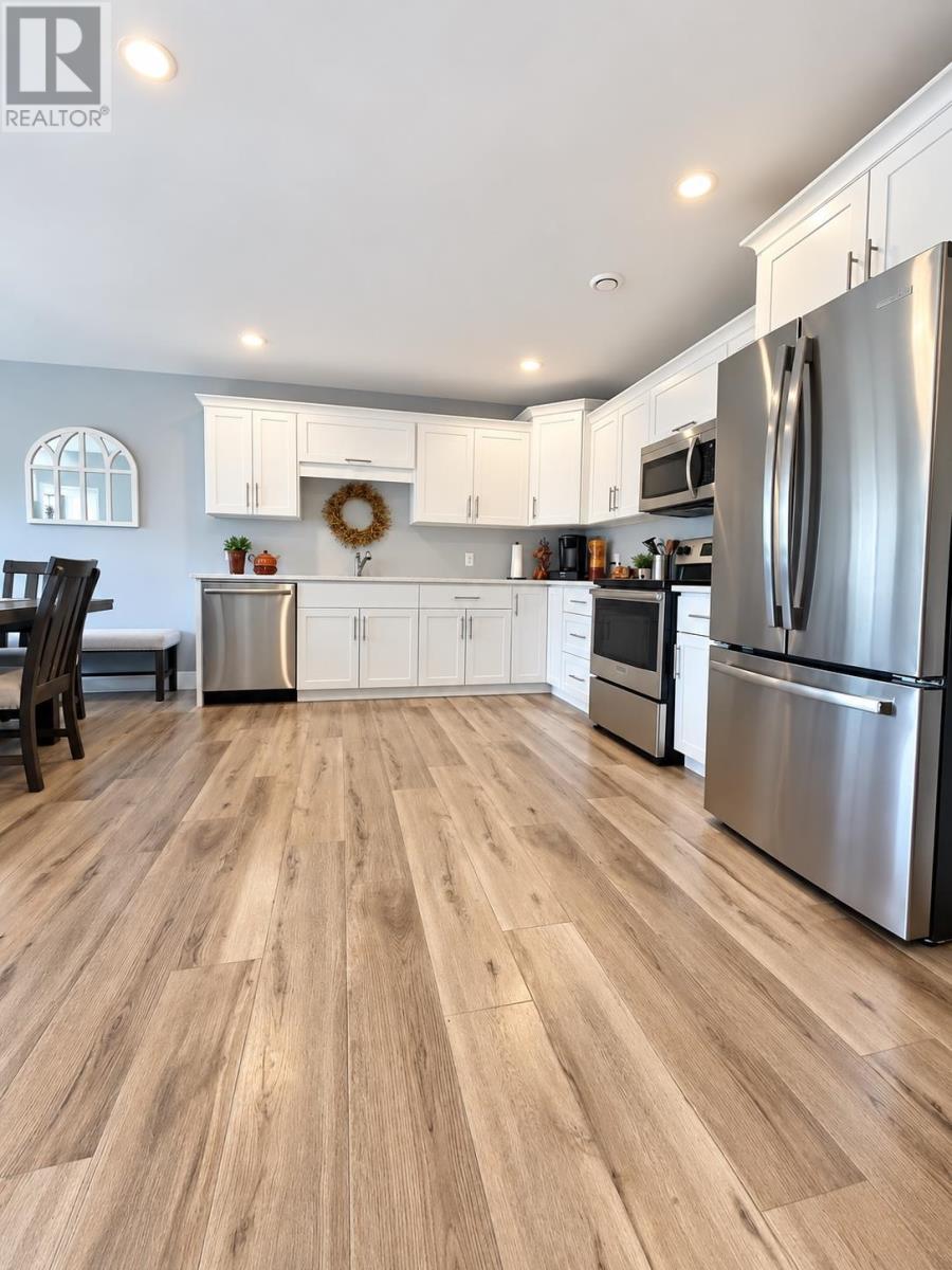 48 Stephanie Drive, Cornwall, Prince Edward Island  C0A 1H0 - Photo 7 - 202623582
