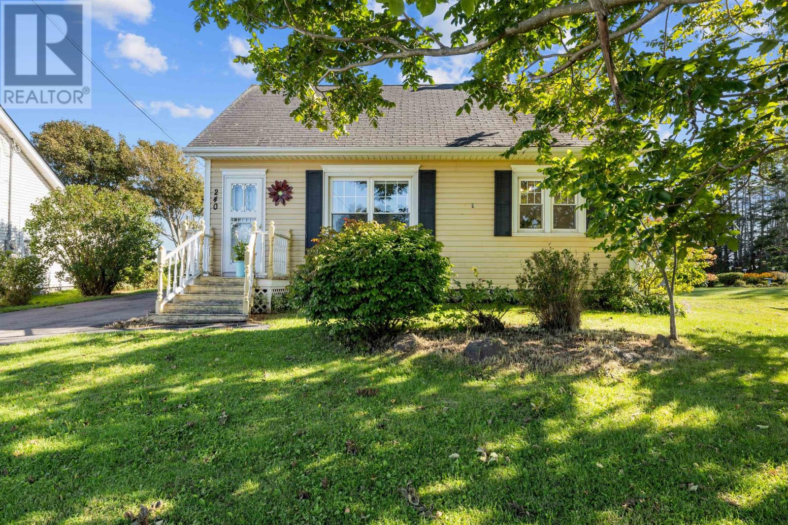 240 Carleton Street, Borden-Carleton, Prince Edward Island  C0B 1X0 - Photo 4 - 202623611