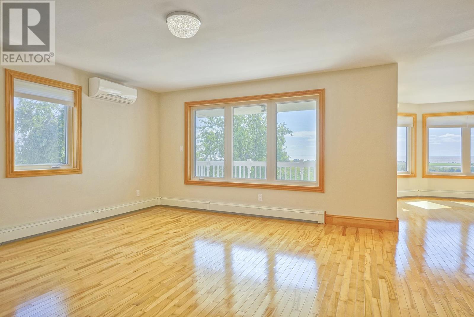 123 Sandy Point Road, Hampton, Prince Edward Island  C0A 1H0 - Photo 11 - 202623736