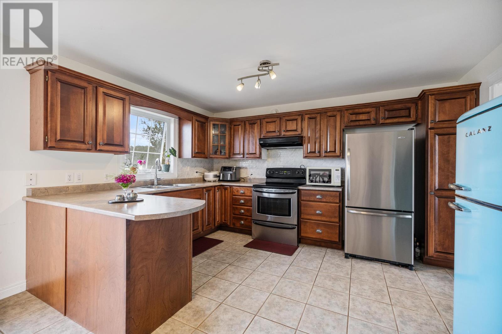16 Bramwell Street, West Royalty, Prince Edward Island  C1E 2L2 - Photo 11 - 202623775