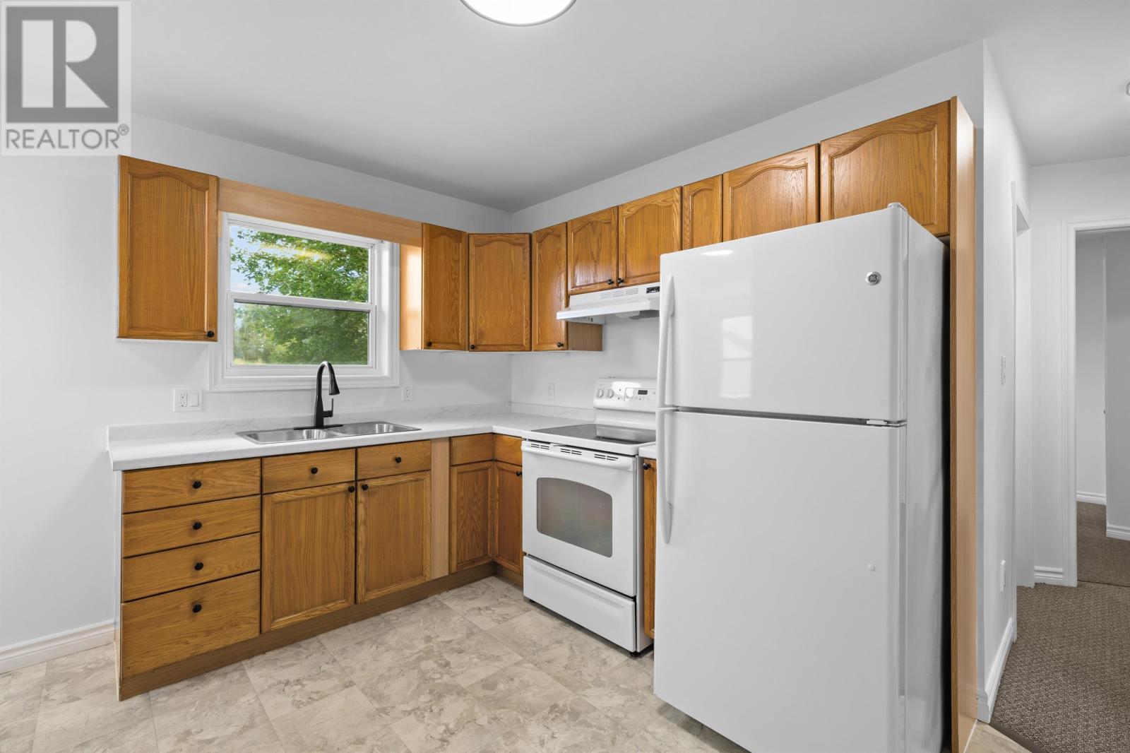 16 Kingston Road, Cornwall, Prince Edward Island  C0A 1H8 - Photo 11 - 202623926