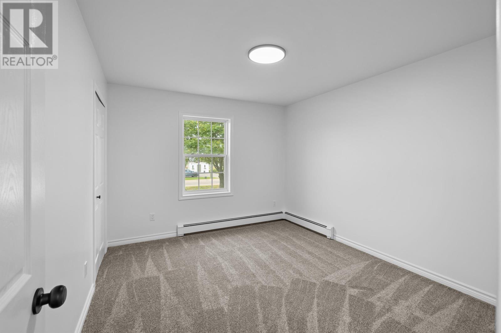 18 Kingston Road, Cornwall, Prince Edward Island  C0A 1H8 - Photo 16 - 202623928