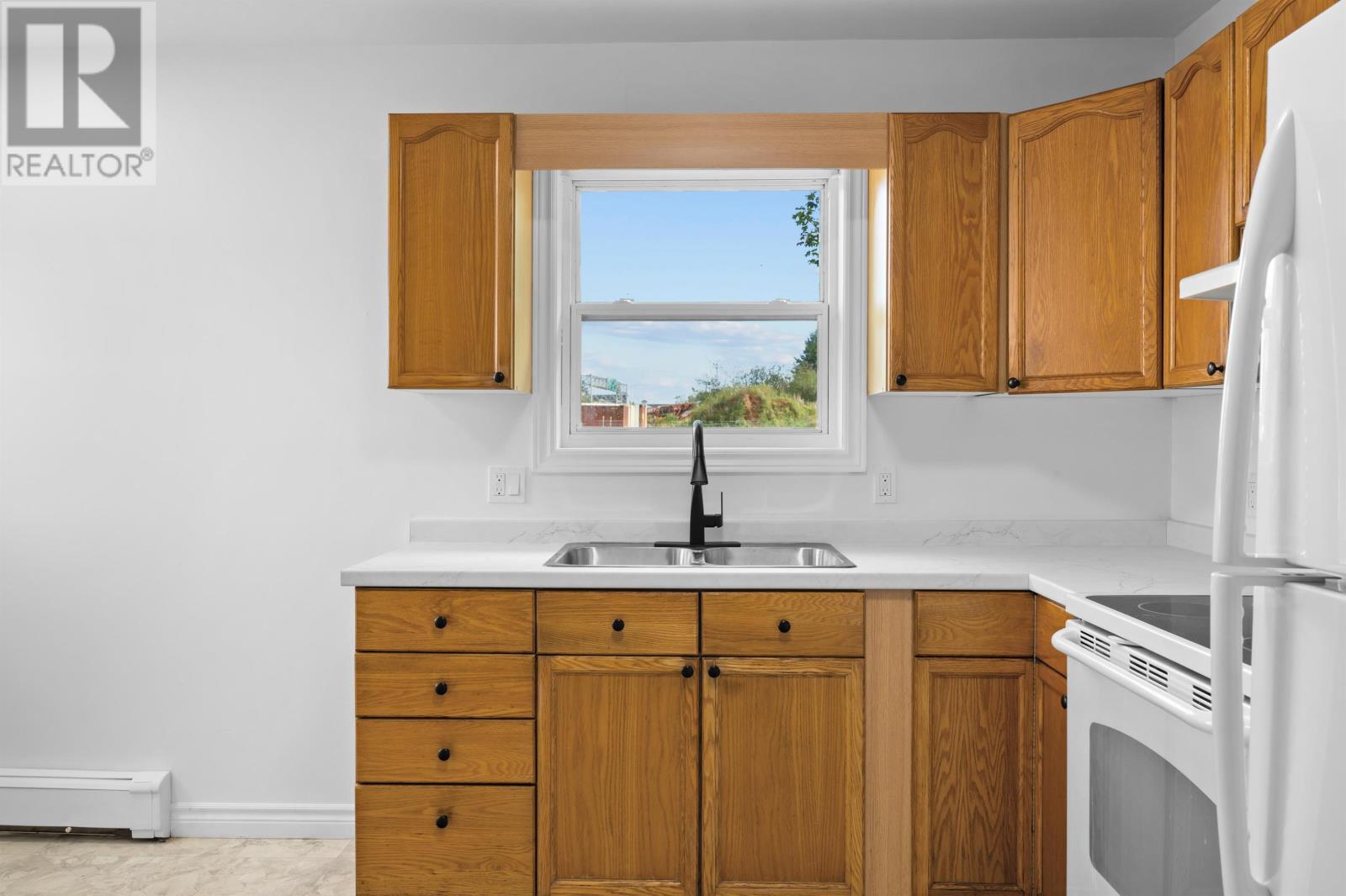16-18 Kingston Road, Cornwall, Prince Edward Island  C0A 1H8 - Photo 10 - 202623930