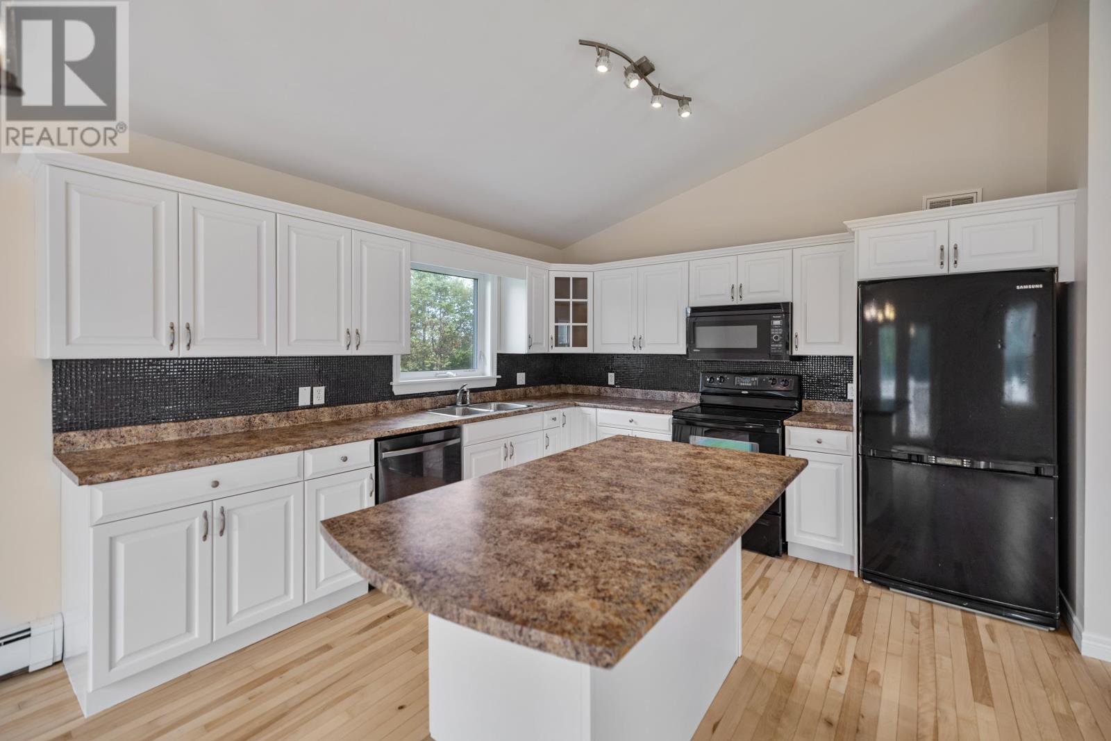 718 Millcove Road, Suffolk, Prince Edward Island  C1C 0L3 - Photo 9 - 202623944