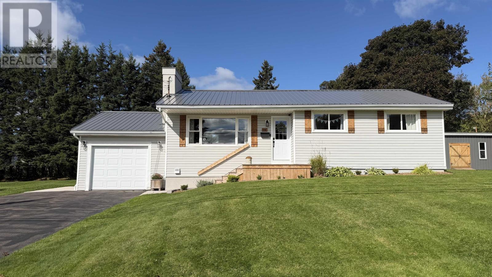 26 Macdougall Drive, Summerside, Prince Edward Island
