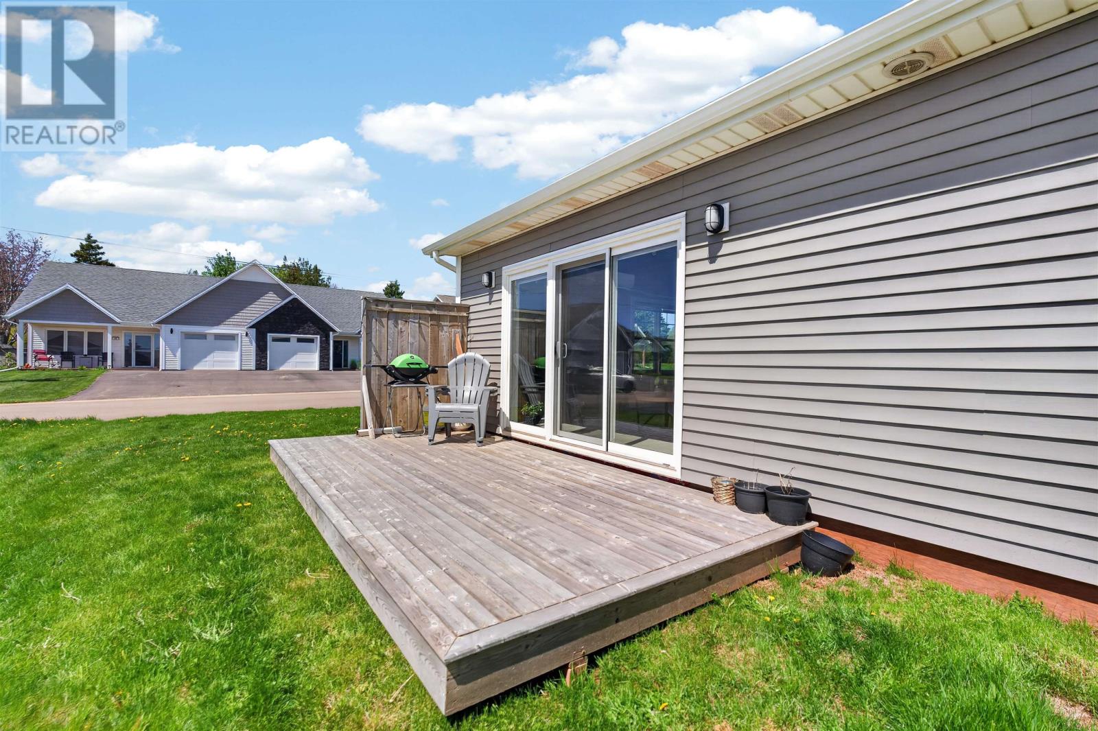 32 Ellis Avenue, Summerside, Prince Edward Island  C1N 4J3 - Photo 29 - 202624023