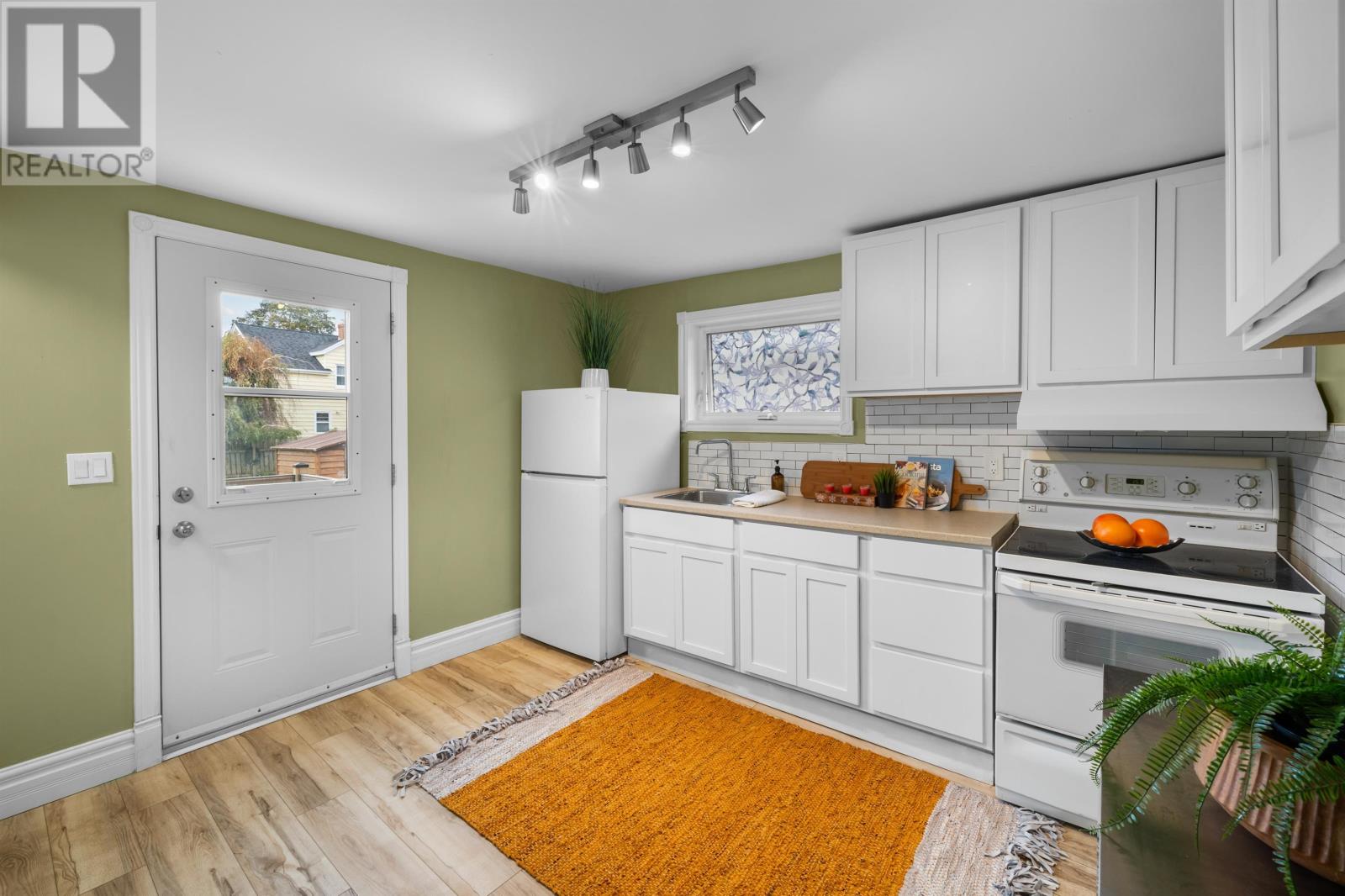 59-61 Spring Park Road, Charlottetown, Prince Edward Island  C1A 3X9 - Photo 16 - 202624044