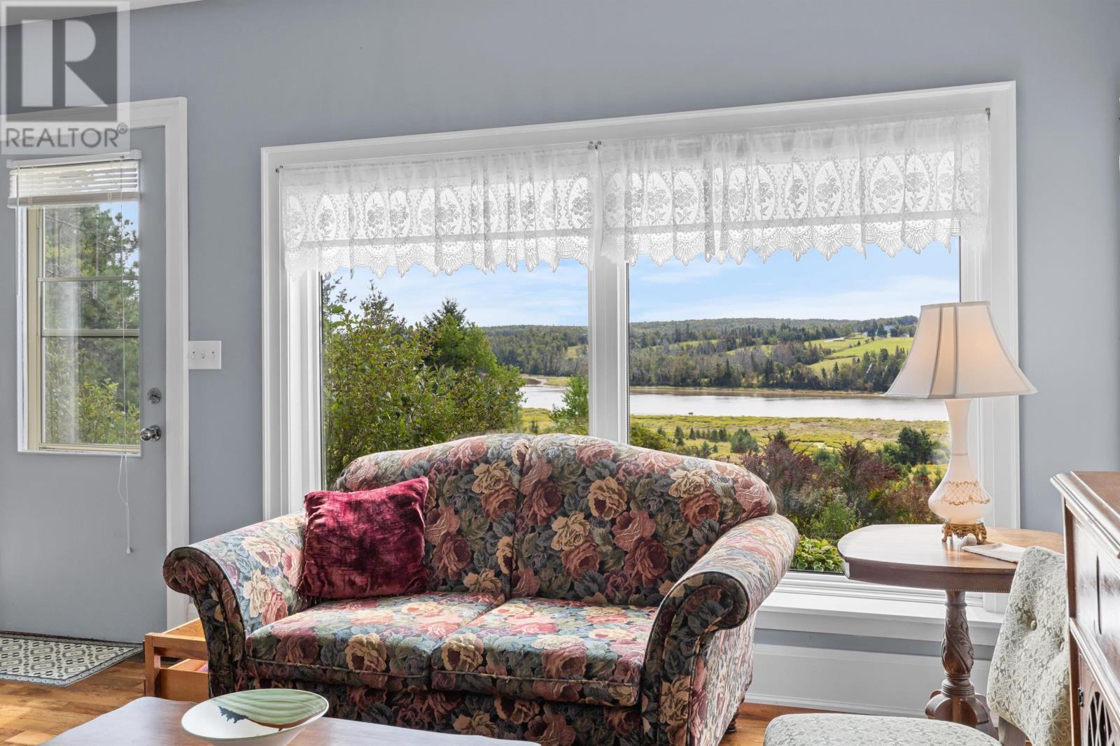 257 Cameron Road, New Haven, Prince Edward Island  C0A 1H3 - Photo 4 - 202624092