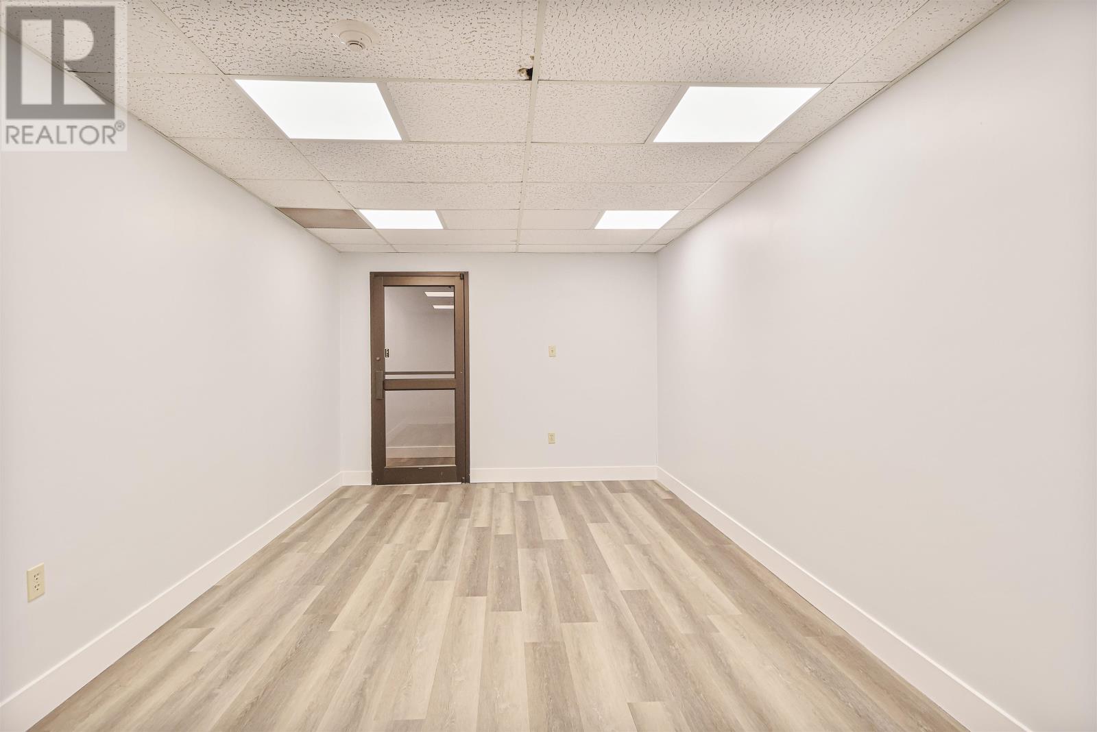 Suite 2 216 Water Street, Summerside, Prince Edward Island  C1N 1B3 - Photo 3 - 202624115
