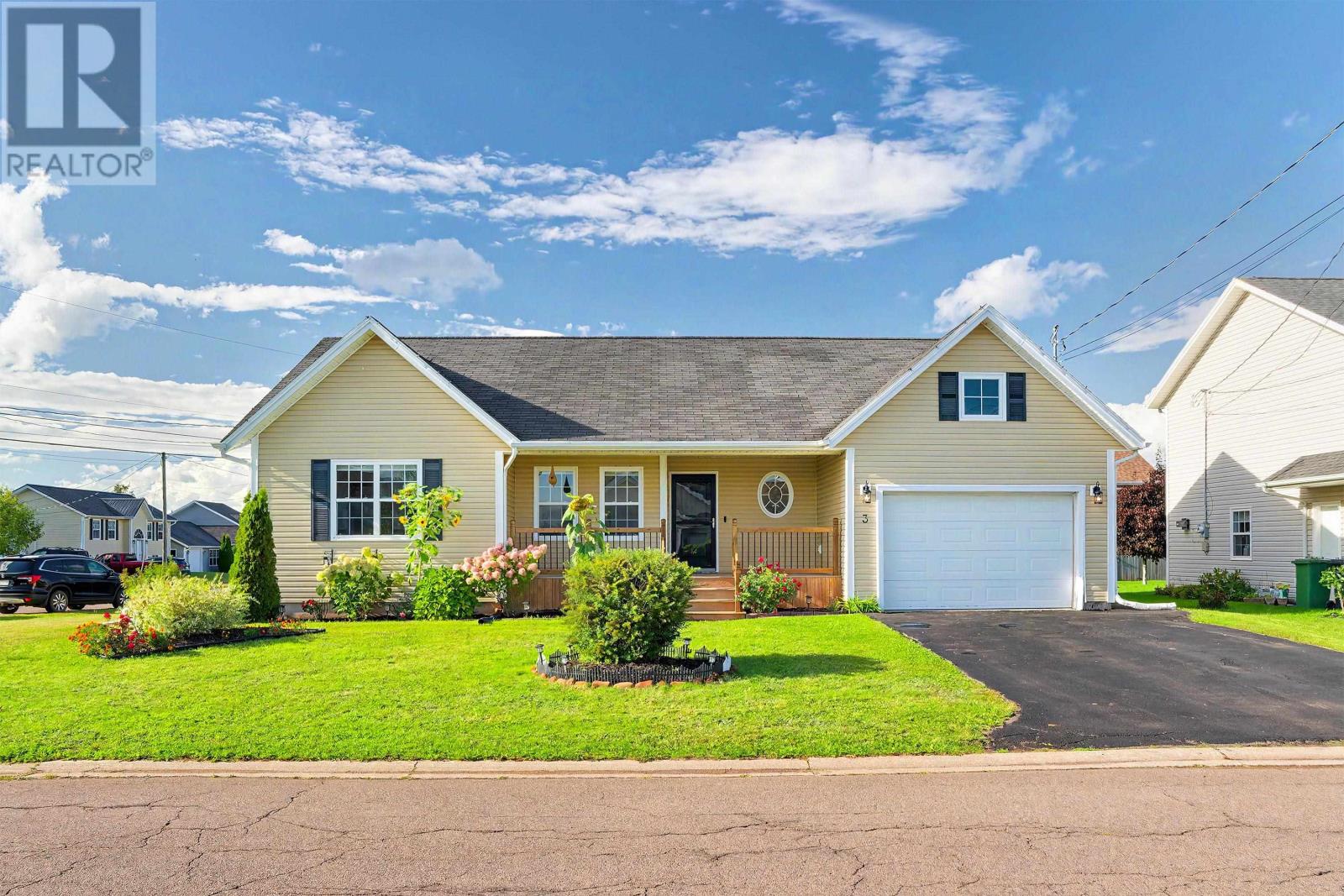 3 Hummingbird Street, Charlottetown, Prince Edward Island  C1E 0J1 - Photo 2 - 202624138