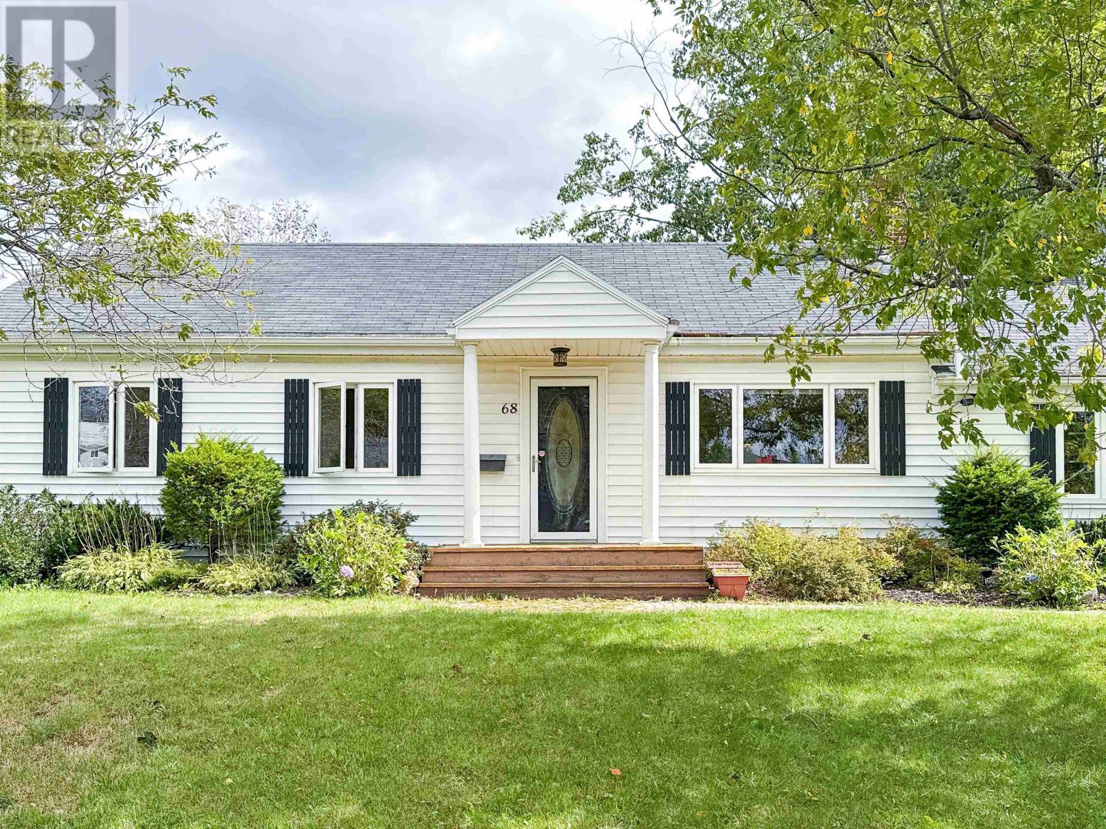 68 Parkview Drive, Charlottetown, Prince Edward Island