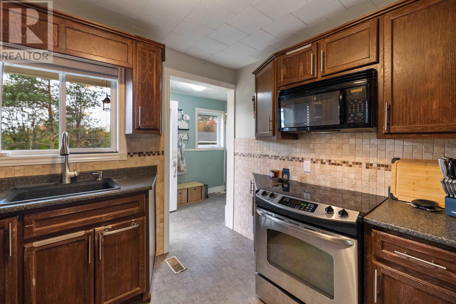 8090 St. Peters Road, Bristol, Prince Edward Island  C0A 1S0 - Photo 5 - 202624268