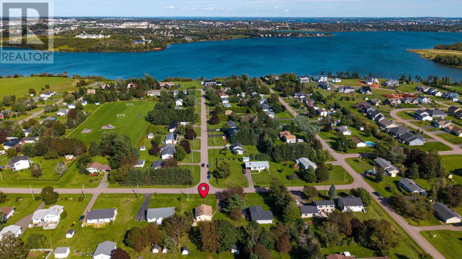 19 Pamwayne Drive, Cornwall, Prince Edward Island  C0A 1H8 - Photo 2 - 202624269